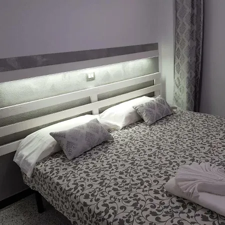 5 Min Walk From Yumbo 216 Appartement